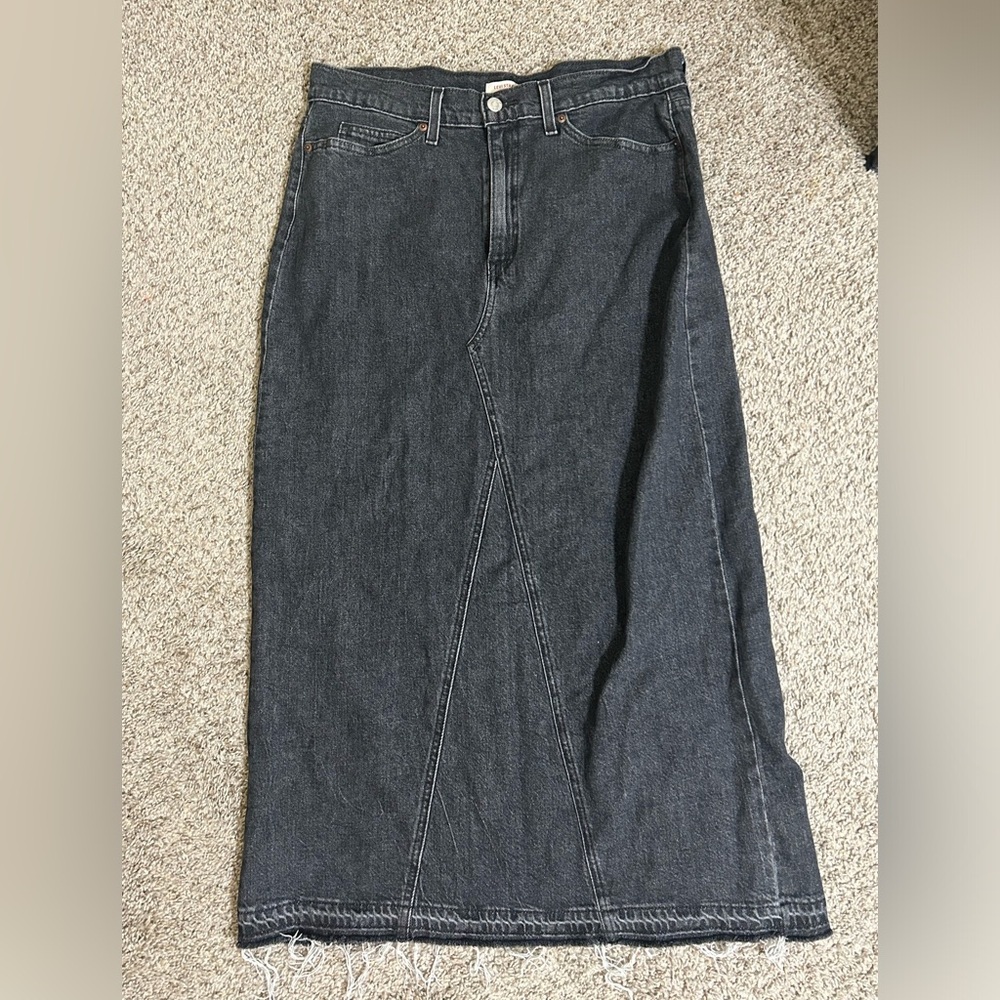 Levi Strauss Signature Women's Plus Maxi Denim Skirt Black Distressed Size 10 30